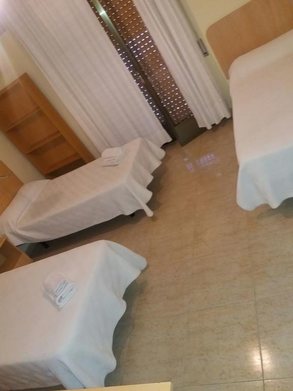 Hostal Jose Luis ブルネテ エクステリア 写真