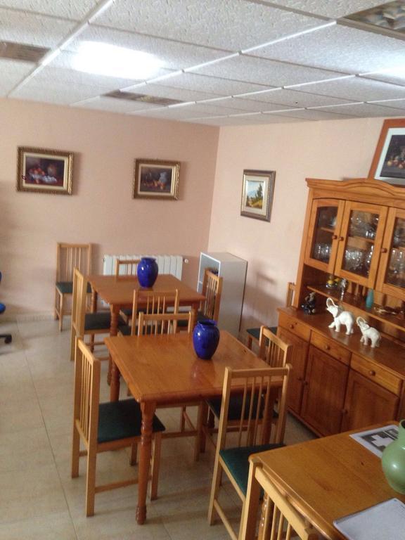 Hostal Jose Luis ブルネテ エクステリア 写真
